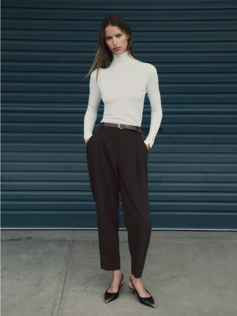 New High-Rise Tailored Tapered Pants in Dark Brown
